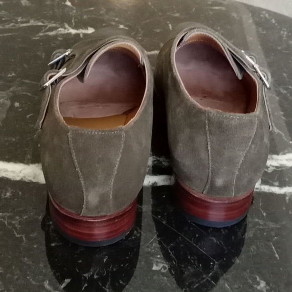 Custom handmade in Mallorca Spain, a special dark Olive suede double strap - Picture 4 of 9